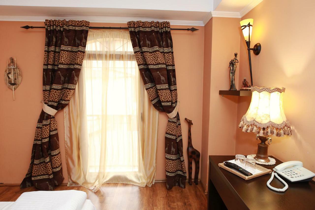 Hotel-Pensiunea Zefir Timisoara Exterior photo